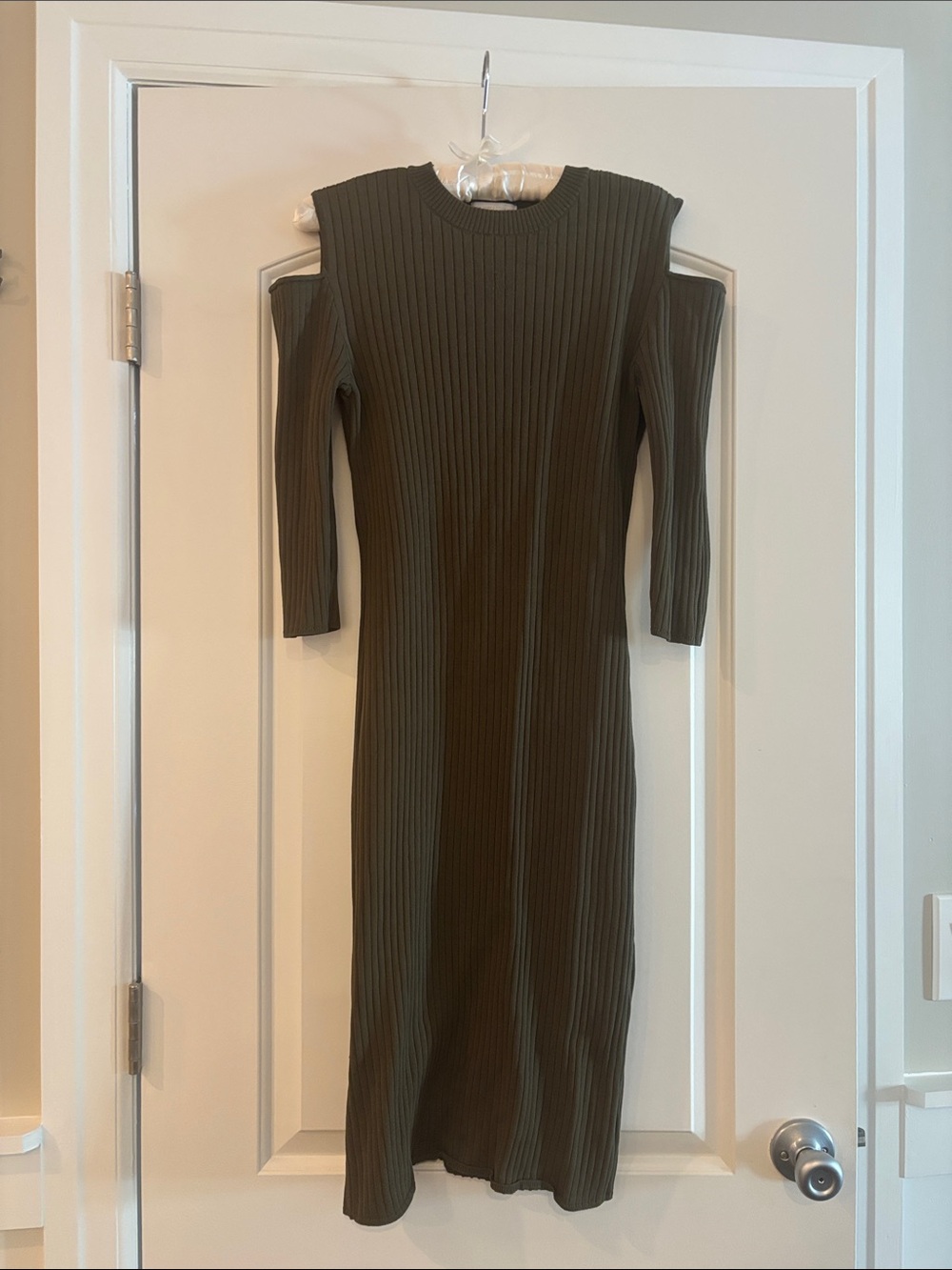 New York & Company Olive Ribbed Cold-Shoulder Midi Dress